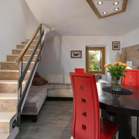 Paris Feriehus Poreč