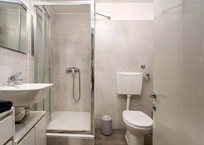 펜션 Paris 포레치